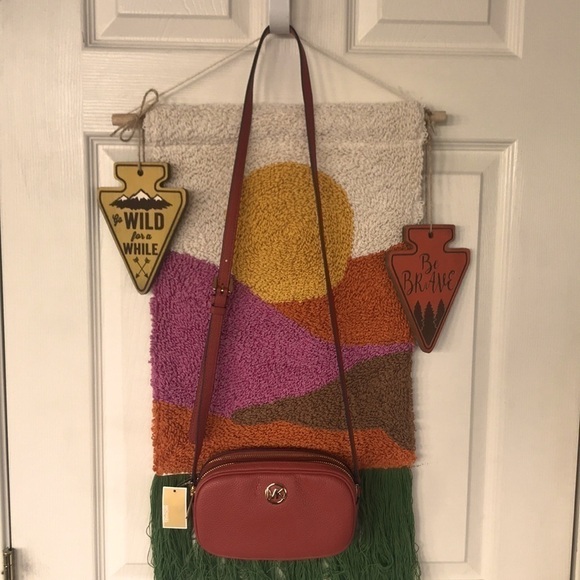 Brand New Michael Kors Genuine Leather Cinnamon Double Zippered Crossbody Purse - Picture 13 of 14